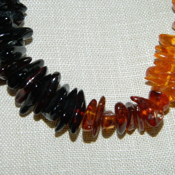 Baltic Amber Necklace - Picture 2 of 5